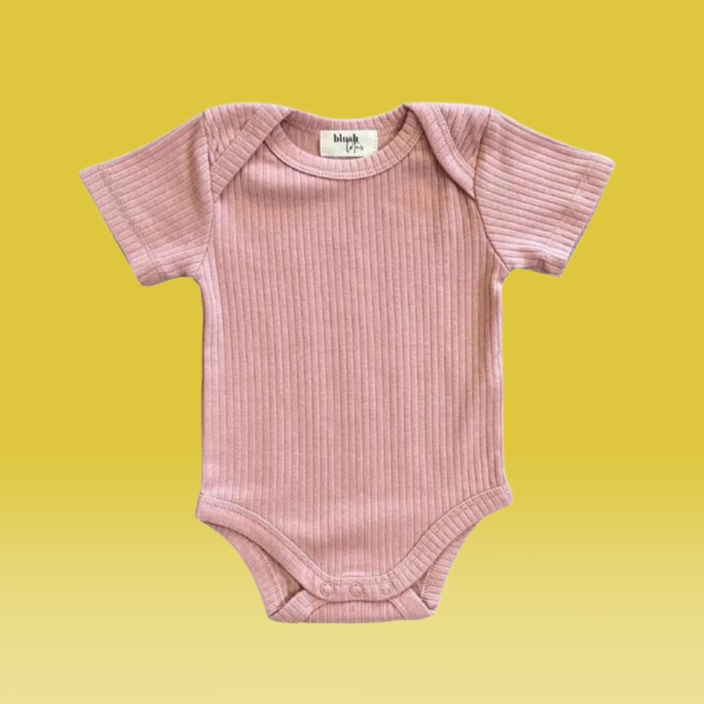 Ribbed mauve bodysuit